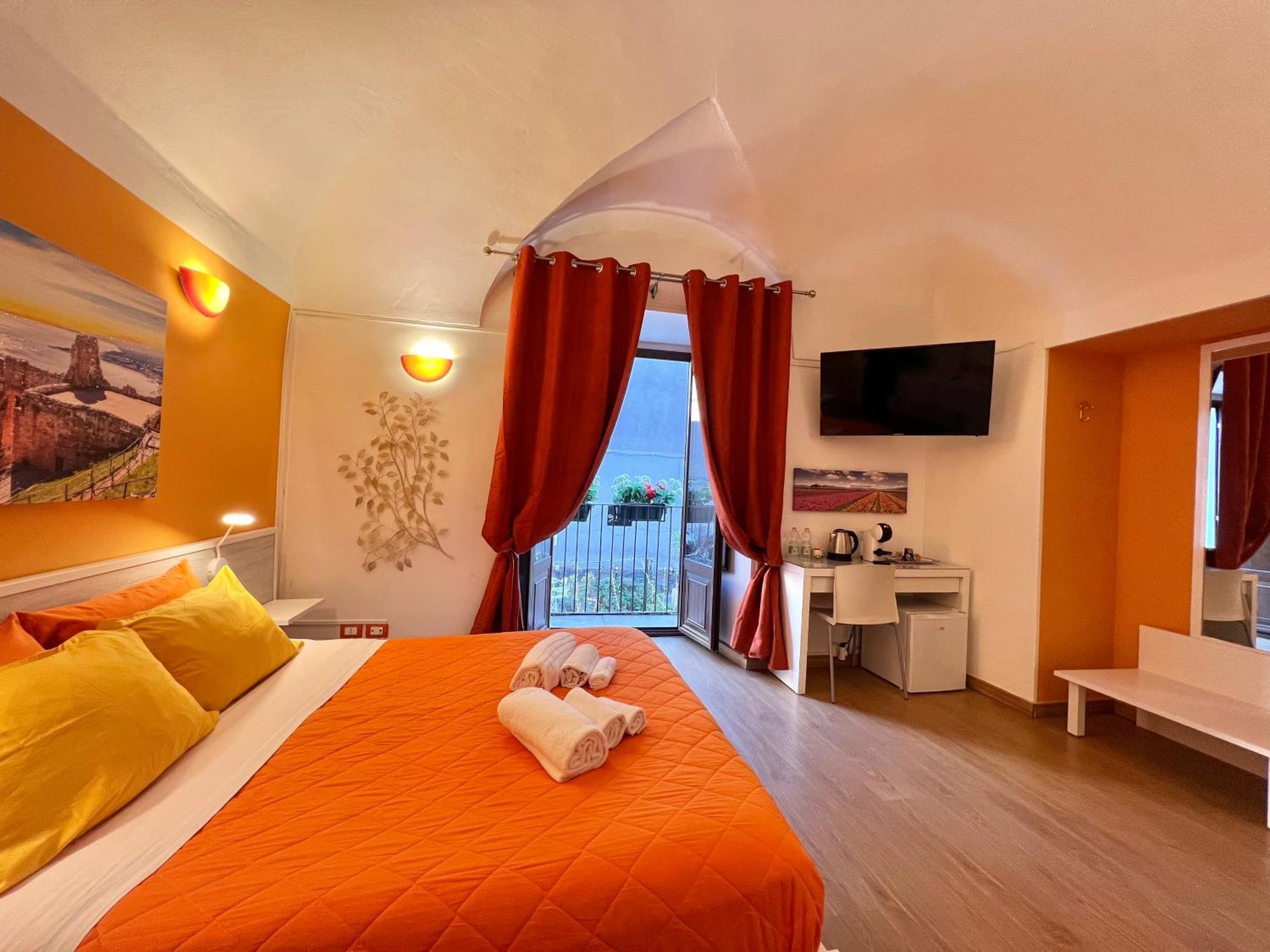 Cantu' Suite Aeroporto di Catania Fontana Rossa Esterno foto